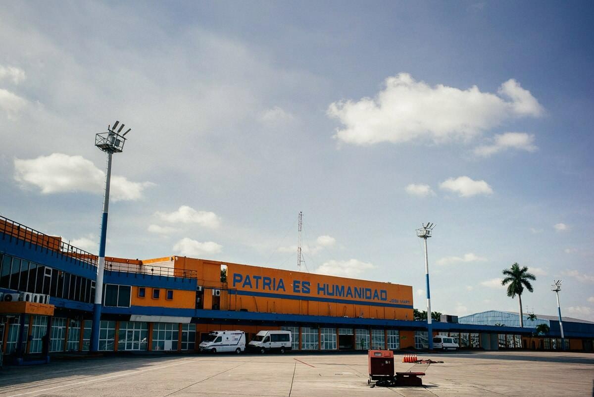 001 havanna mietwagen holguin flug - Von Havanna nach Santiago de Cuba