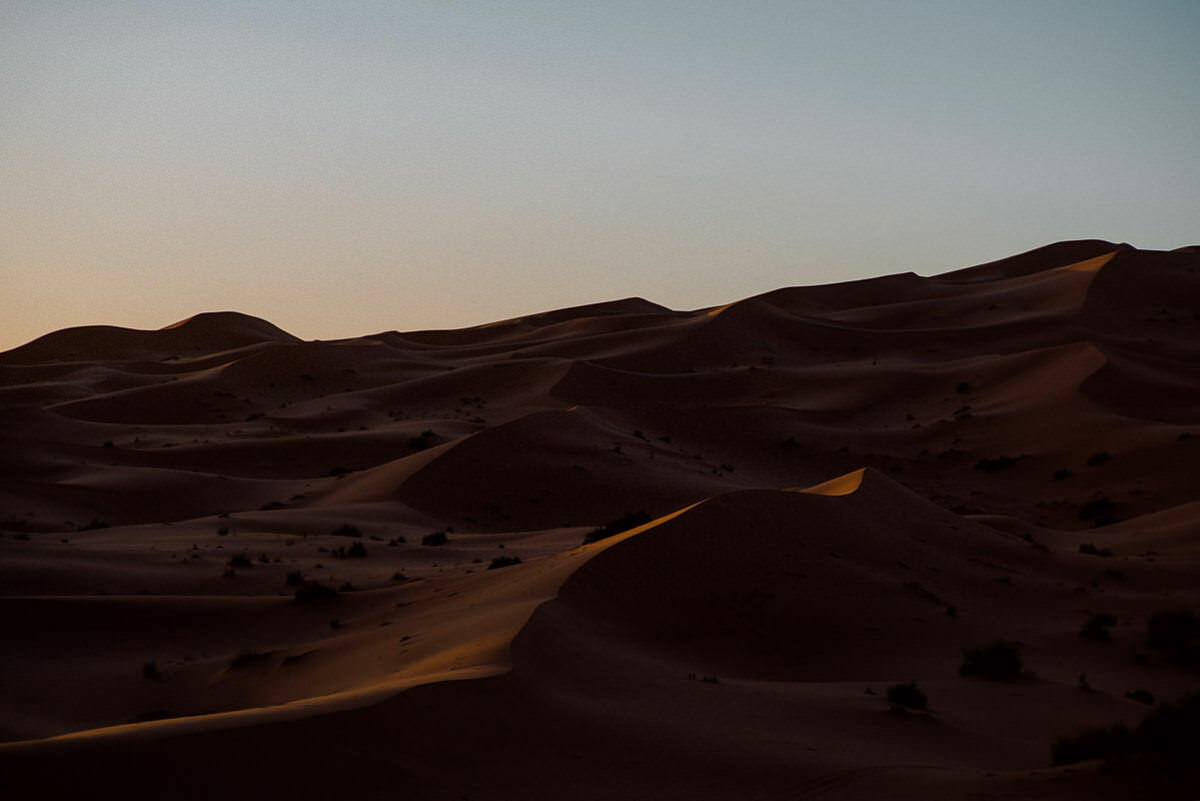 005 sahara desert camping sunrise - From the Sahara Across the Atlas Mountains