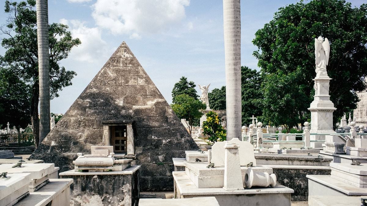 016 havanna kuba oldtimer 1 - Havanna Vedado, Revolution Plaza und der Cementerio Cristobal Colon
