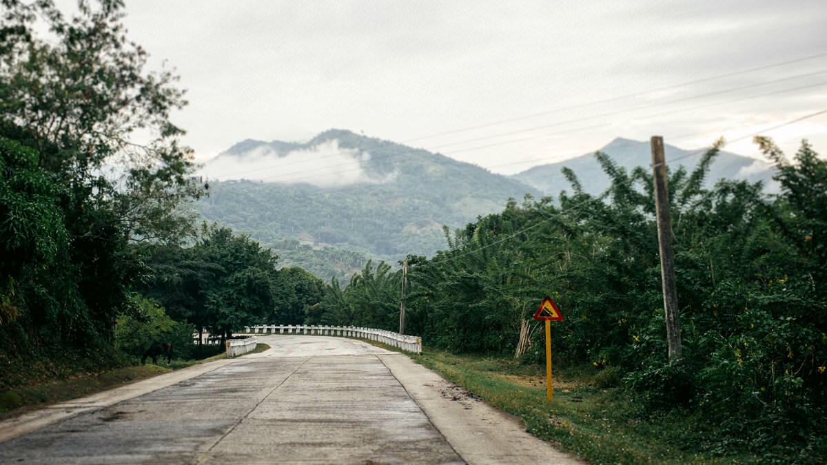 033 road sierra maestra santo domingo pilon - Journey into the Sierra Maestra to Santo Domingo