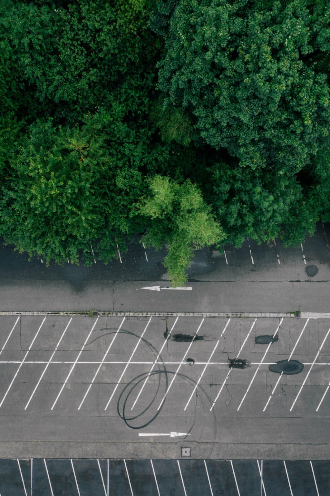 006 parkhaus universitaet konstanz luftaufnahmen - Aerial Shots of the Uni Konstanz Parking Garage – Lines in the Rainlight