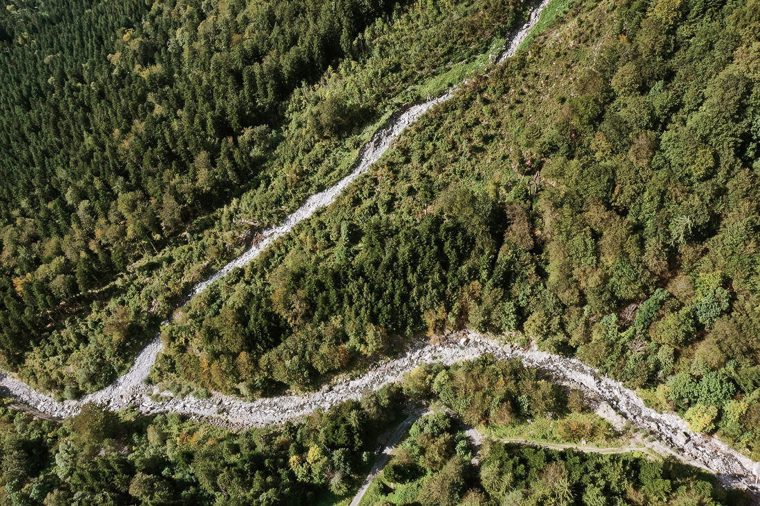 001 gigerwaldsee campen wandern kloentalersee - Aerial Shots of Gigerwaldsee & Klöntalersee