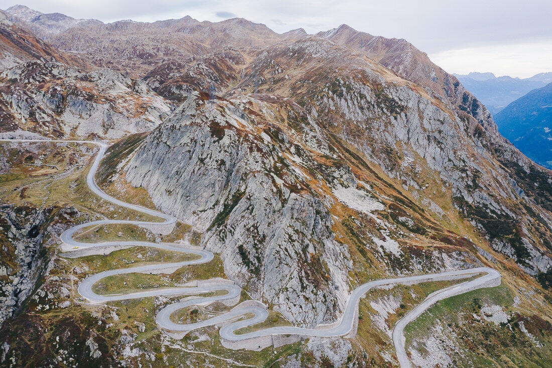 014 italien pass tremola oltimer - Tremola – The Old Gotthard Pass Road