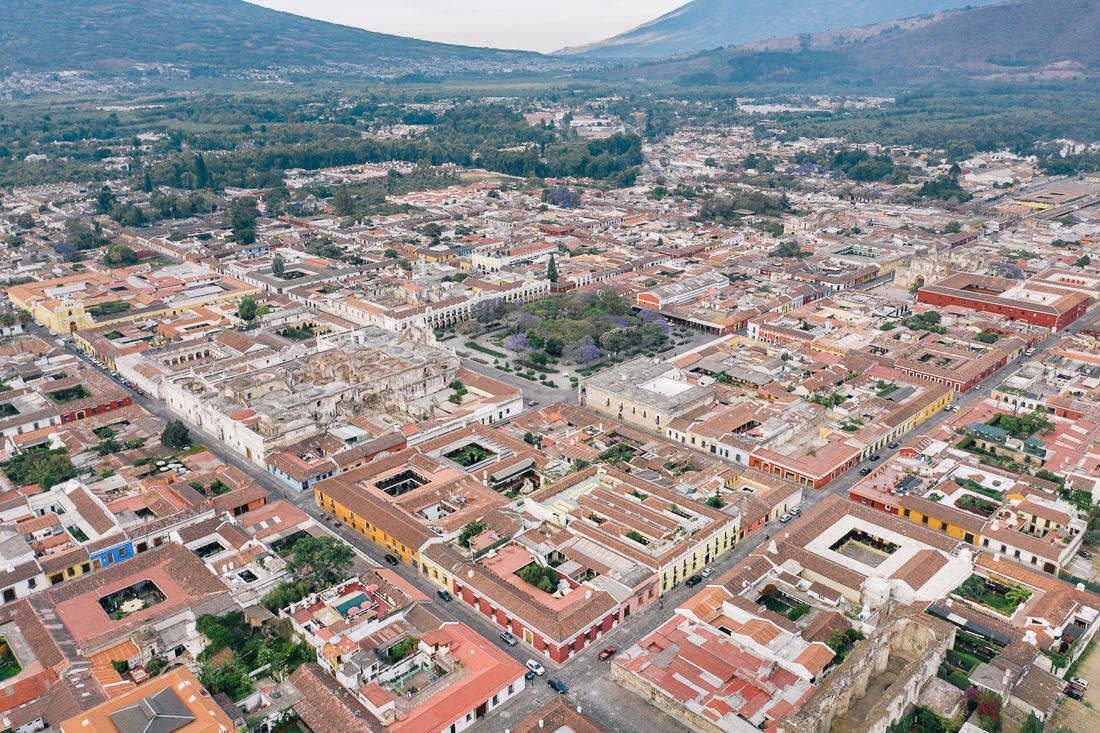 005 antigua hochzeit altstadt hochzeitsfotograf - Luftaufnahmen Antigua (Guatemala) - Vulkan und Kolonialzauber