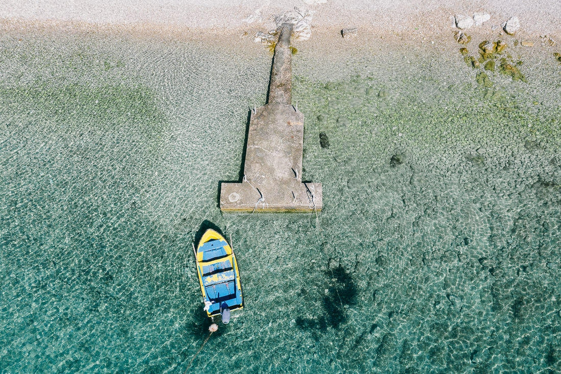 011 kroatien meer kueste drohne - Kroatiens Mittelmeerküste - Ein Sommer am Wasser