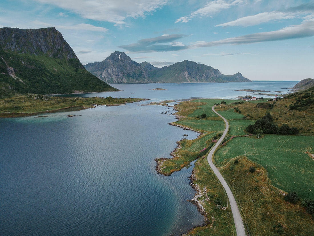 034 luftaufnahme drohne norwegen lofoten camping - Road Trip Norway – An Adventure Between Sky and Wilderness