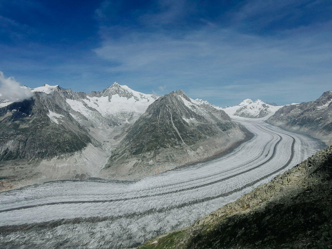 010 aletschgletscher luftaufnahmen drohne wanderung - Gletschertour zum Griesslisee und Aletschgletscher - Eis und Stille aus der Höhe