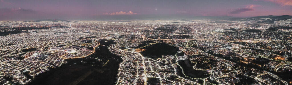 027 luftaufnahmen mexico city djimavic 1 1024x298 - Aerial Views of Mexico City – A Dance in Morning and Nightlight