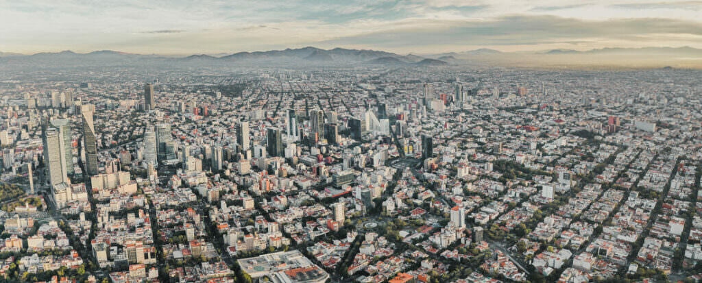 030 luftaufnahmen mexico city djimavic 1 1024x413 - Aerial Views of Mexico City – A Dance in Morning and Nightlight