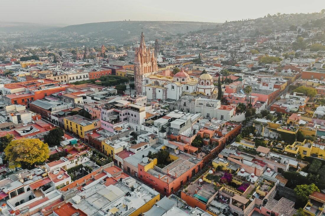 015 luftaufnahmen san miguel de allende drohne 1 - San Miguel de Allende desde el aire – Un juego de colores y luz