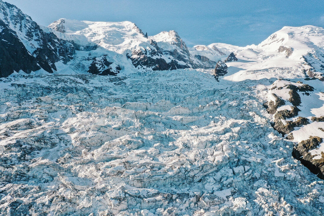 020 mont blanc gletscher drohne luftaufnahme - Tomas aéreas de todo el mundo