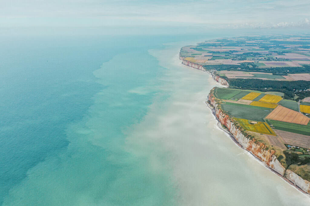 008 normandie drohne kueste austerfarmen 1024x683 - The Diversity of Normandy from Above 008 normandie drohne kueste austerfarmen 1024x683 - The Diversity of Normandy from Above