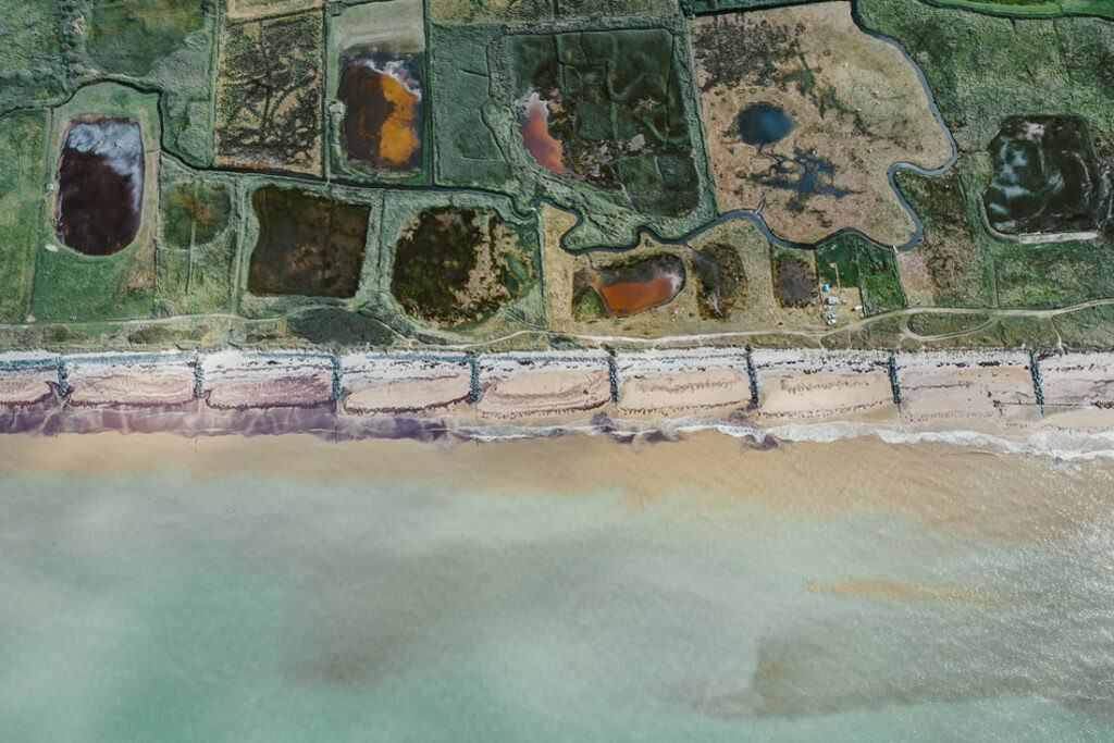 017 normandie drohne kueste austerfarmen 1024x683 - The Diversity of Normandy from Above 017 normandie drohne kueste austerfarmen 1024x683 - The Diversity of Normandy from Above