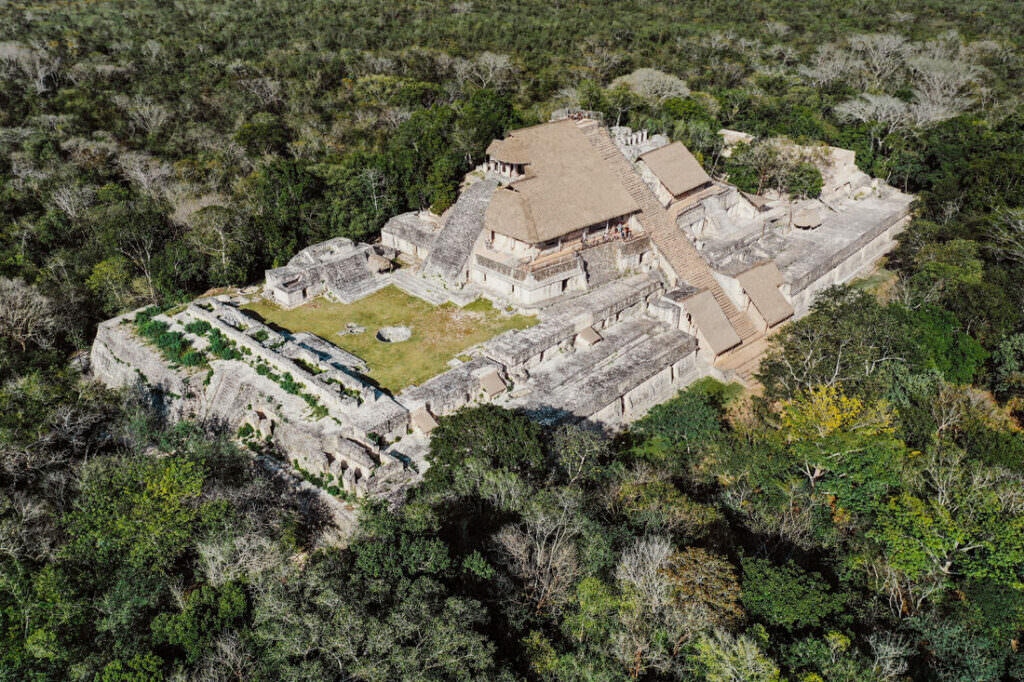 018 mexiko tempel yucatan 1024x682 - Alte Tempel und die gelbe Stadt Izamal – Yucatán aus der Höhe