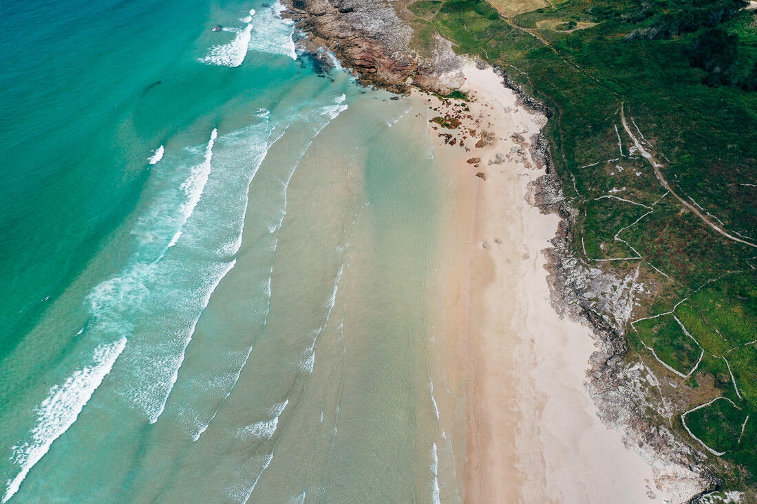 011 galizien kueste drohne luftaufnahme - Drone Images of the Northern Galician Coast – Rugged Beauty from the Air