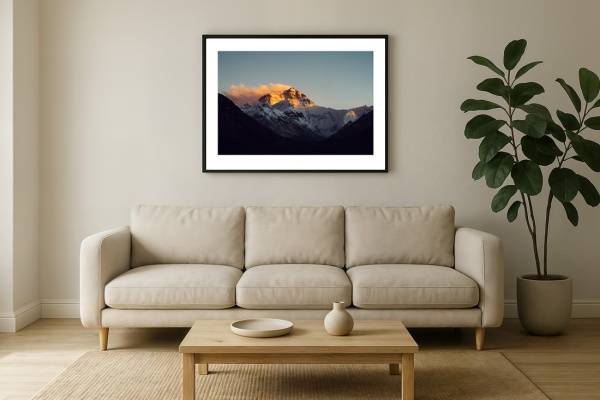 Tibet 07 - Majestätischer Mount Everest bei Sonnenuntergang mit sanft ziehenden Wolken tibet i2v 0007 wall 600x400 - Tibet 07 - Majestätischer Mount Everest bei Sonnenuntergang mit sanft ziehenden Wolken
