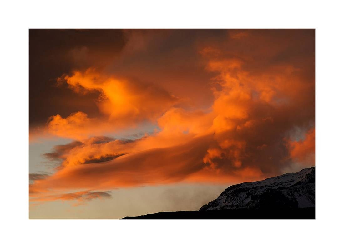 island 0007 web - Island 07 - Leuchtender Sonnenuntergang über den isländischen Highlands