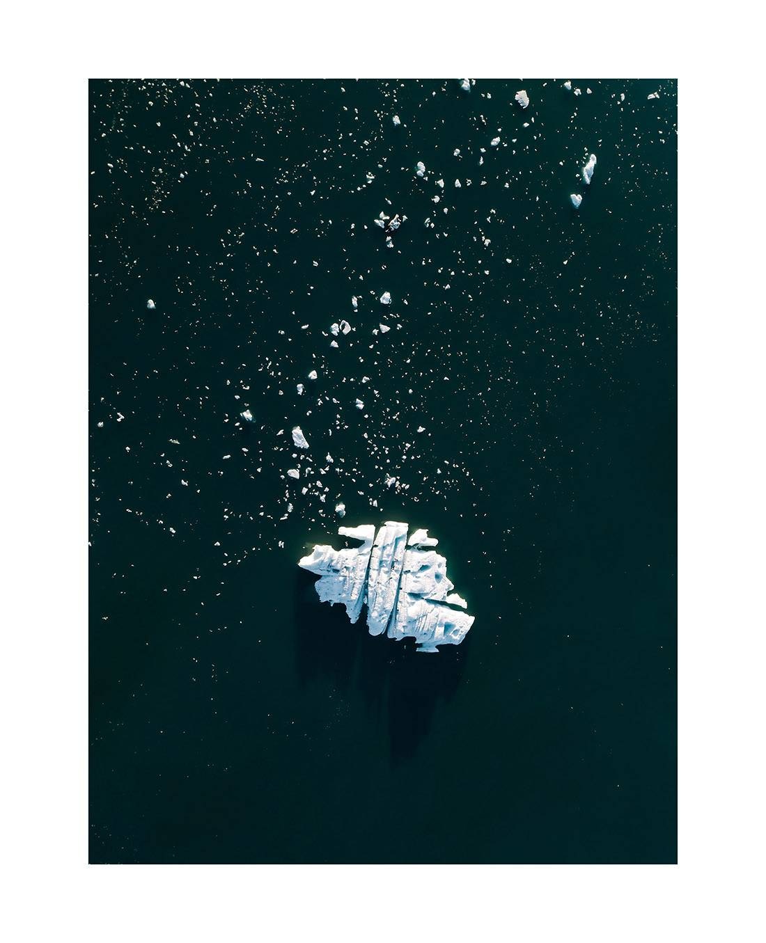 island 0024 web - Island 24 - Schwebe über den Eisbergen der Jökulsárlón-Lagune