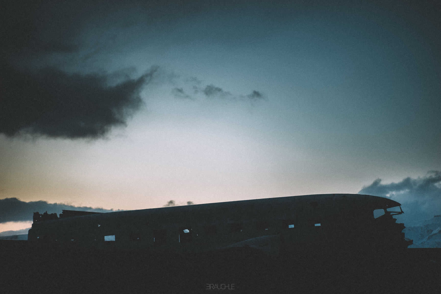 iceland airplane wreck dc3 drone 0015 - Iceland – Abandoned DC-3 Plane Wreck on the South Coast