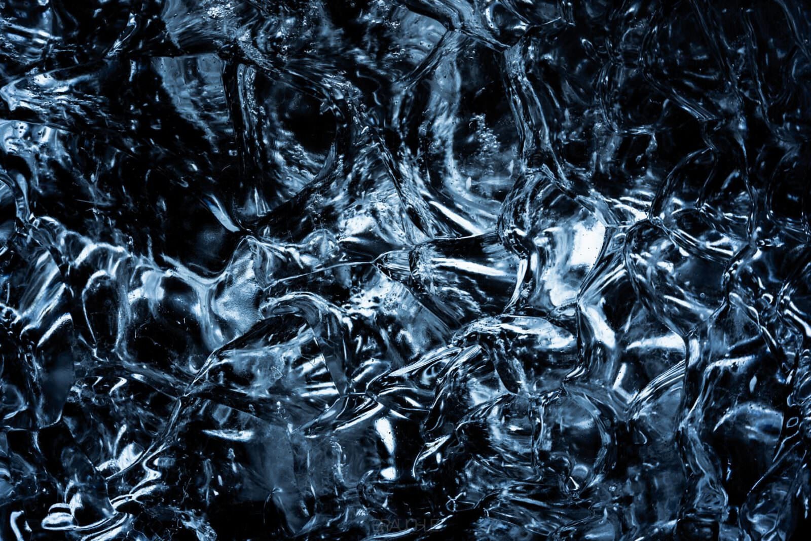 iceland joekulsarlon black sand beach 1 - Black Beach at Jökulsárlón