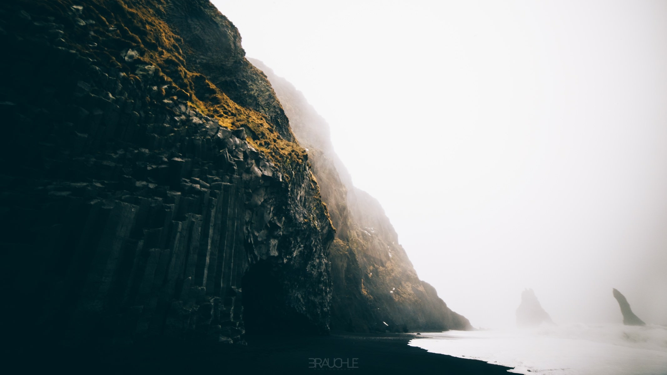 iceland skogar vik black beack 13 - From Skógar to Jökulsárlón