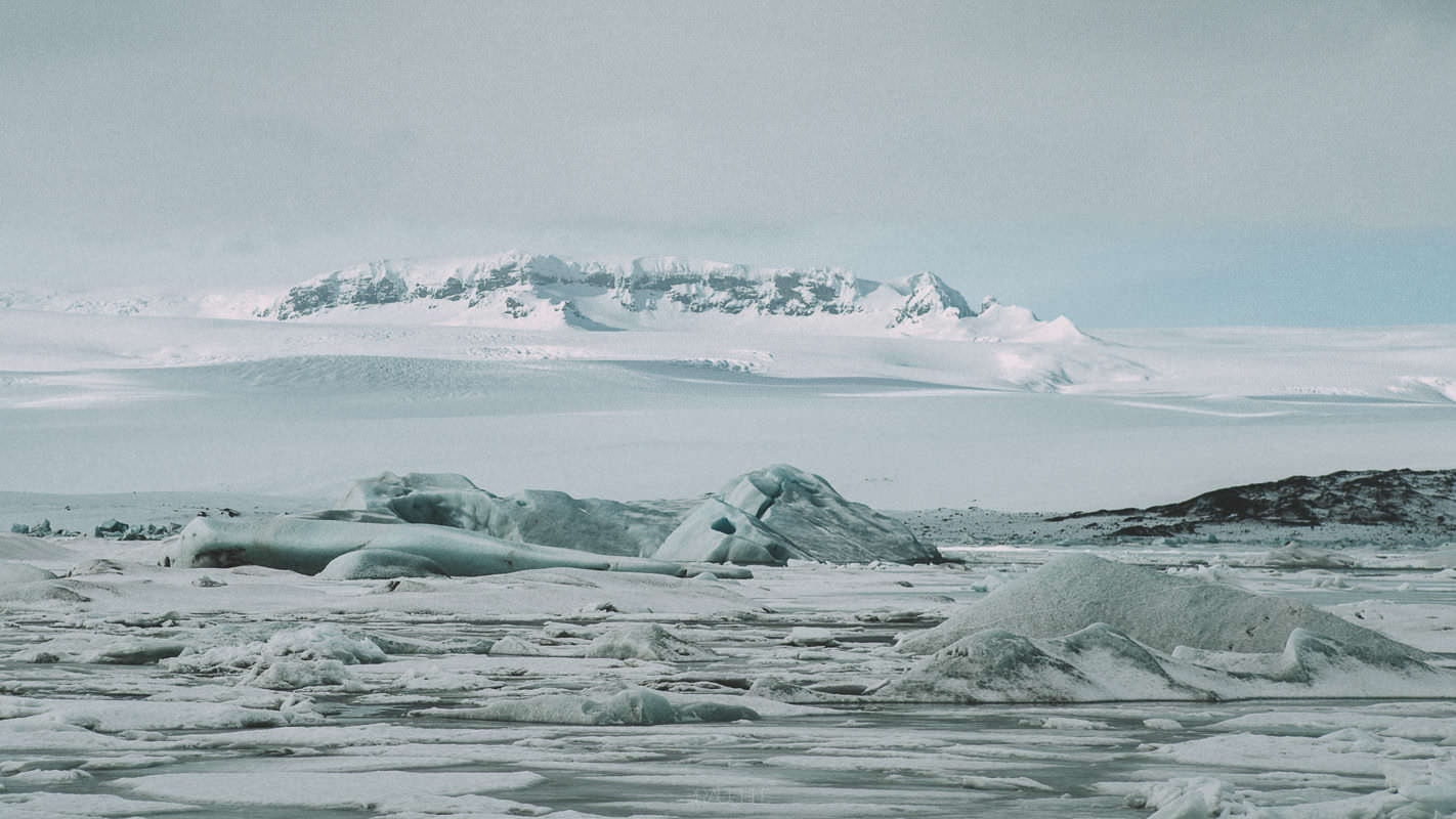 joekulsarlon glacier lagoon iceland 0013 - Iceland – Jökulsárlón Glacier Lagoon in Winter