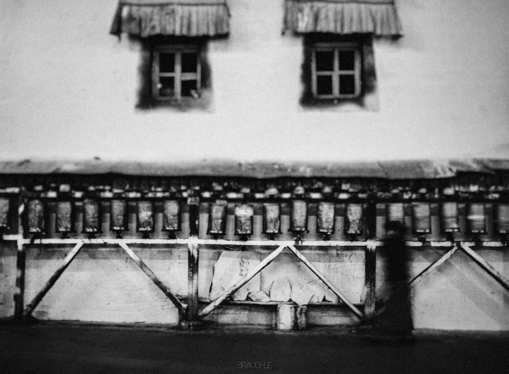 lhasa barkhor square 0005 - Lhasa - Barkhor Square