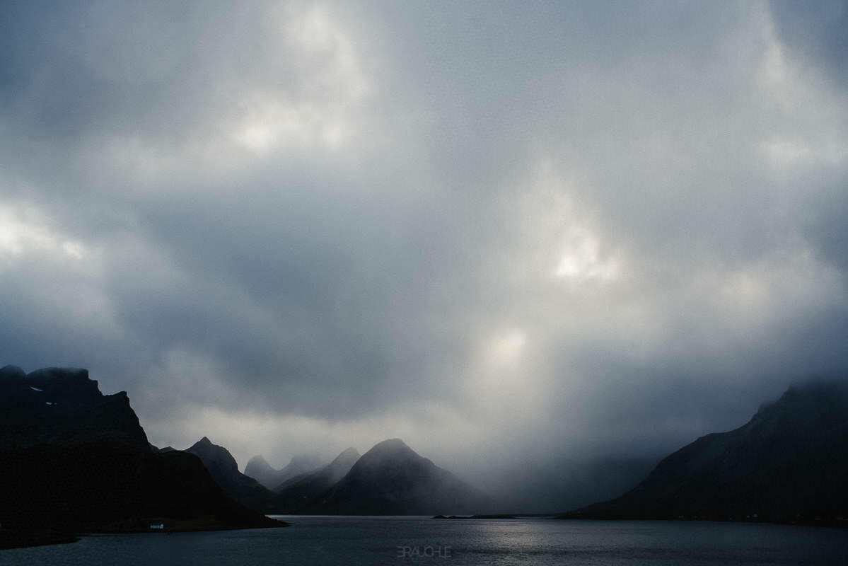 lofoten roadtrip landscape reine 22 - Lofoten - Bergsteigen & Roadtrip lofoten roadtrip landscape reine 22 - Lofoten - Bergsteigen & Roadtrip
