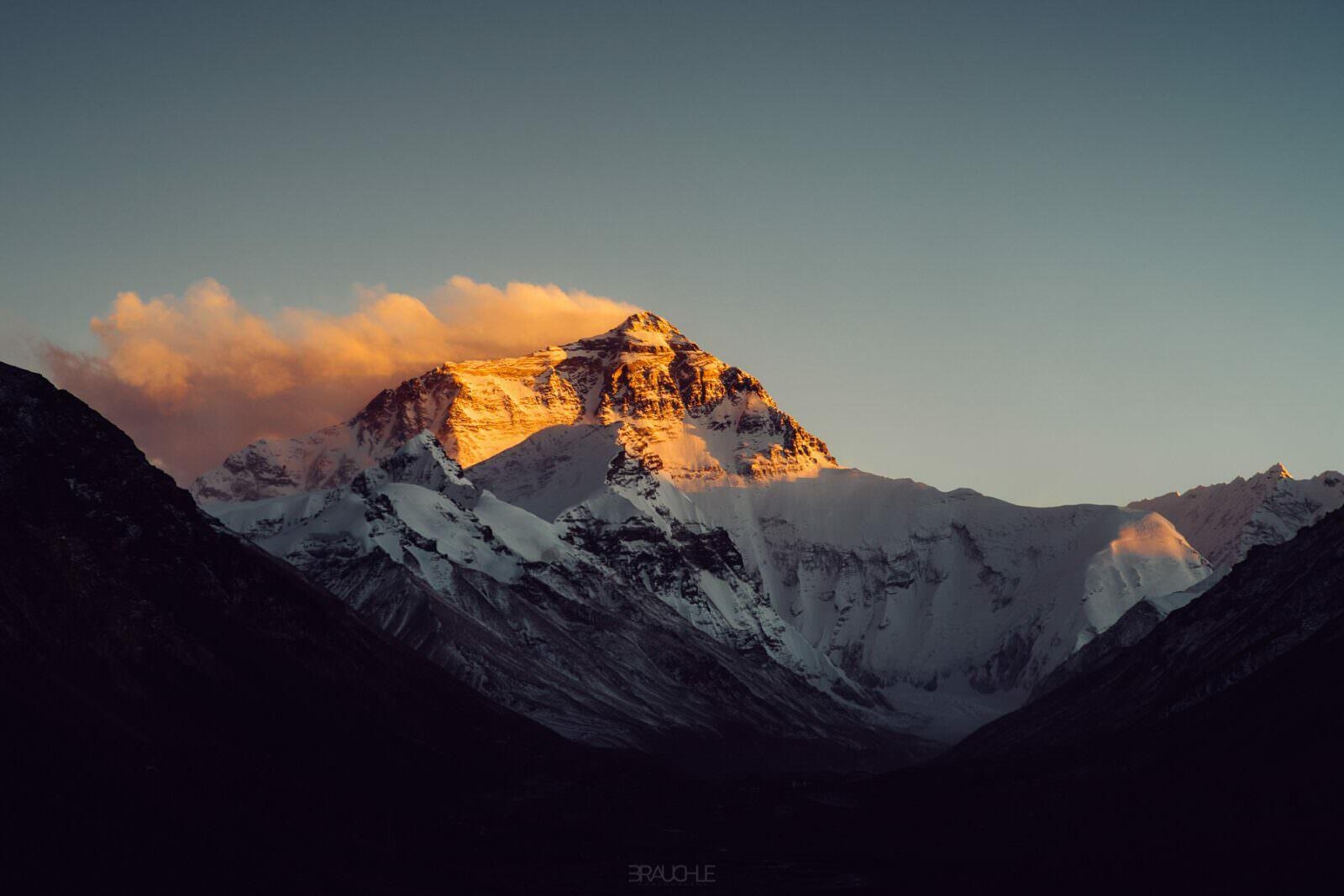 mount everest rongpu monastry sunset 0025 mount everest rongpu monastry sunset 0025