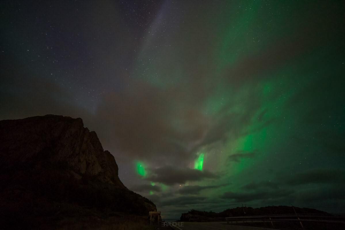 northern lights reine lofoten 6 - Lofoten - die ersten Polarlichter