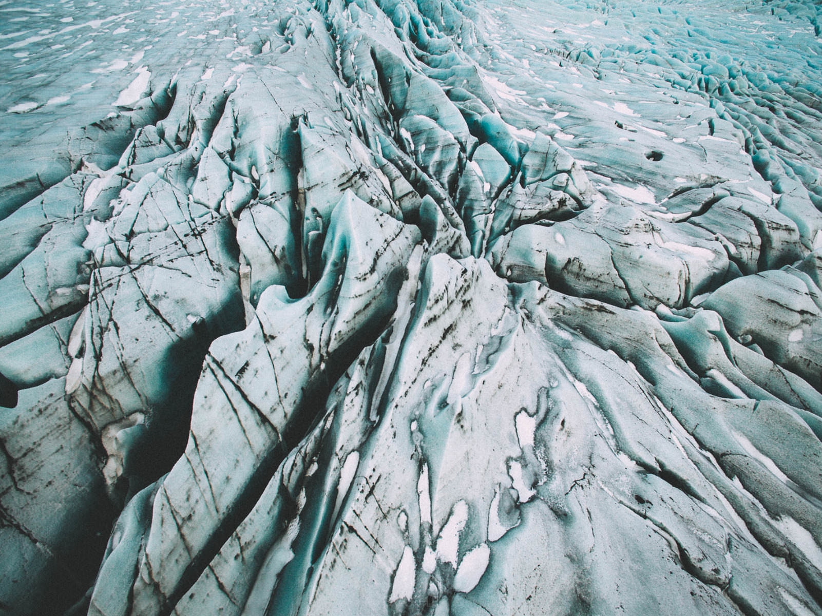 skaftafell glacier drone svinafellsjokul iceland 0017 - Islandia – Tomas aéreas del paisaje glaciar en el Parque Nacional Skaftafell