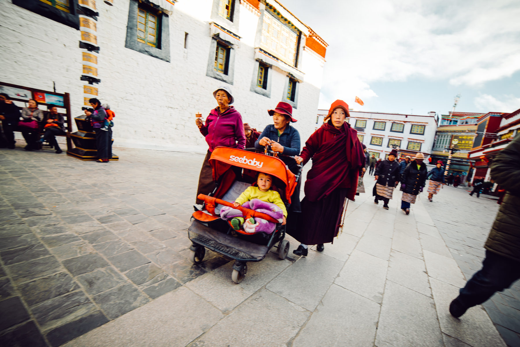 tibet lhasa barkhor square 0019 - Último día en Lhasa tibet lhasa barkhor square 0019 - Último día en Lhasa
