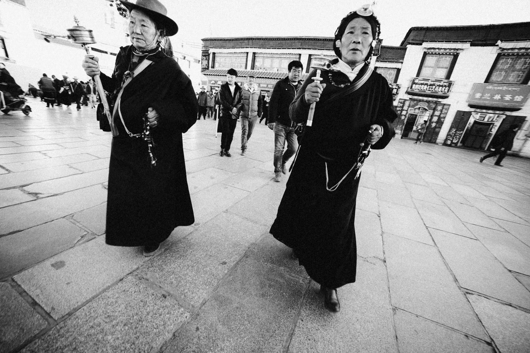 tibet terdung lhasa barkhor square 0015 - Monasterio de Terdom y regreso a Lhasa