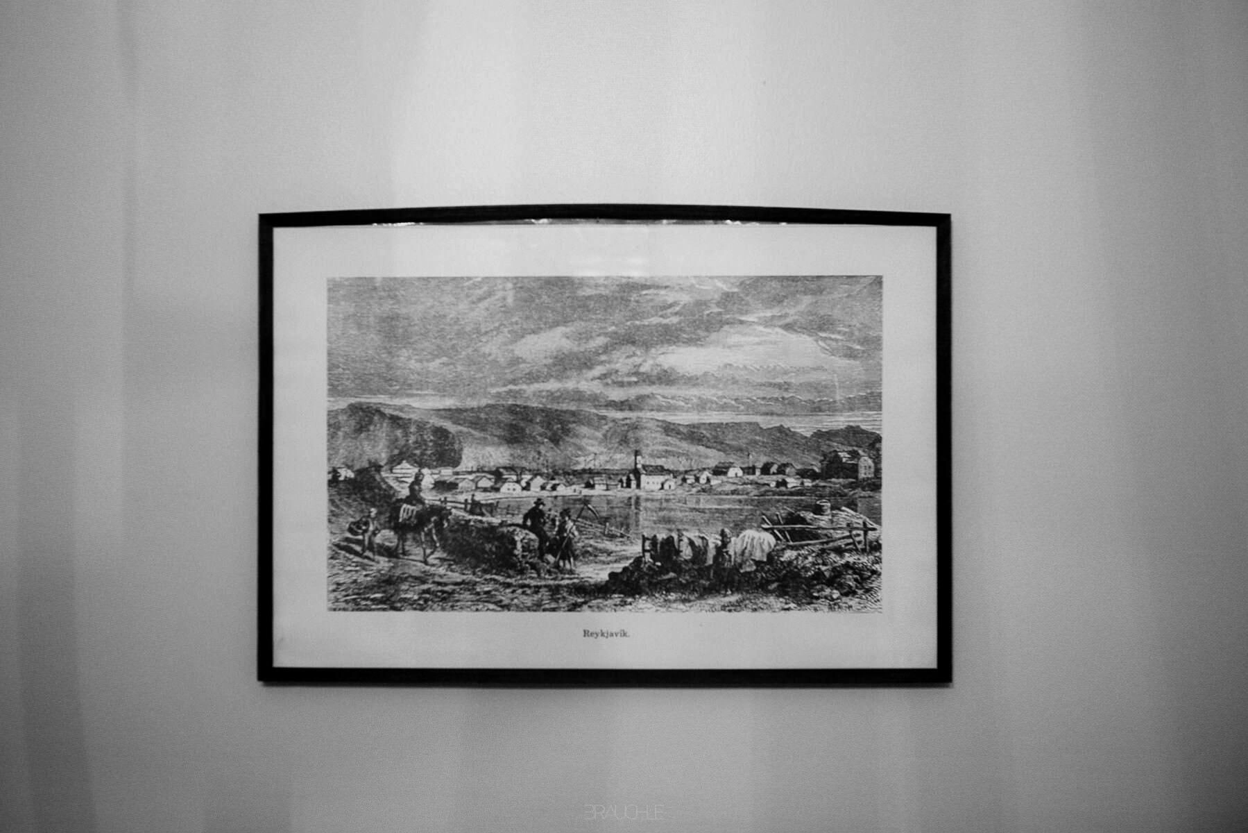 0006 iceland reykjavik hallgrimskirkja solfar sculpture - Islandia – Turismo en Reikiavik y Hallgrímskirkja