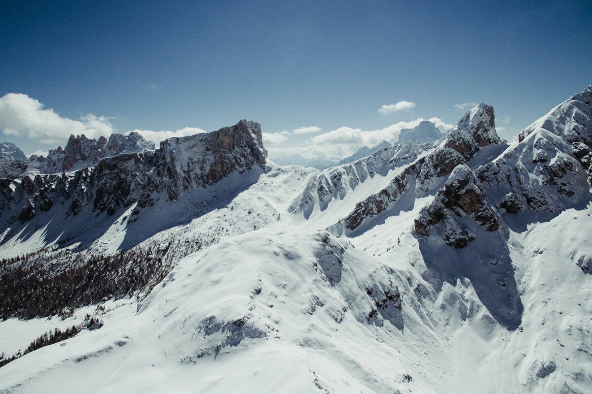 002 dolomiten wandern passo di giau - Dolomites – Snowshoe Hiking at Passo di Giau
