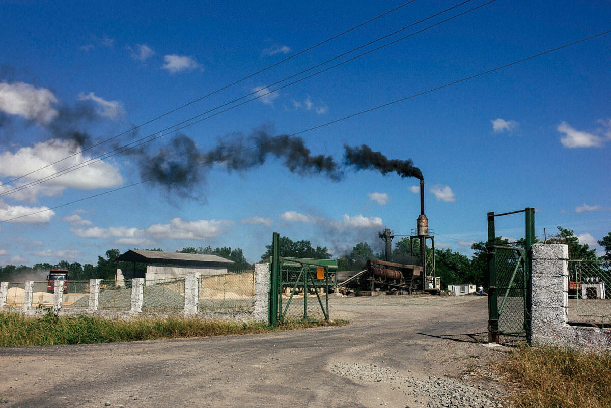 003 cienfuegos australia schweinebucht krokodilfarm - From Old Locomotives near Australia to the Bay of Pigs