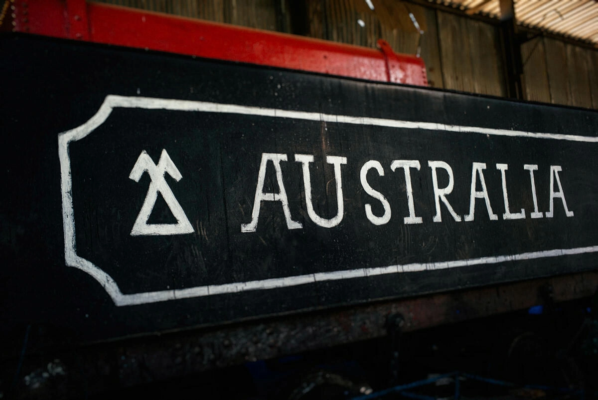 004 cienfuegos australia schweinebucht krokodilfarm - From Old Locomotives near Australia to the Bay of Pigs