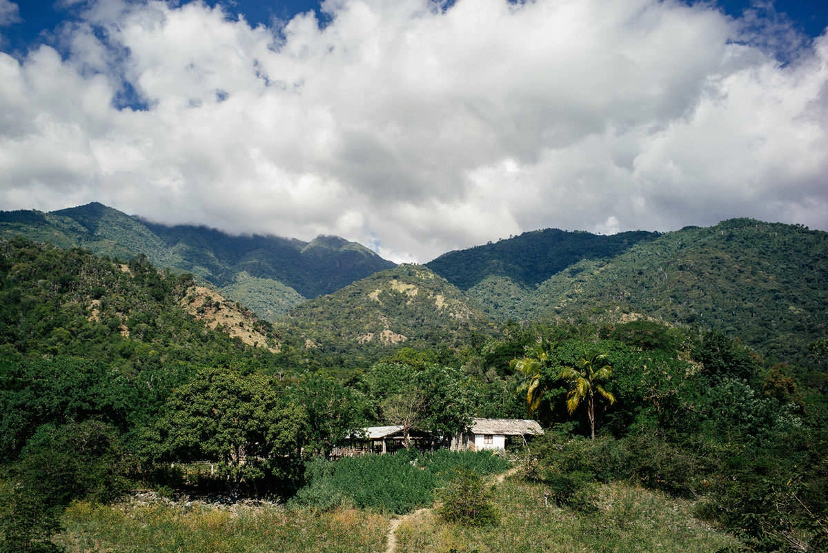 014 road santiago de cuba to pilon sierra maestra - Auf der kaputten Straße von Santiago de Cuba nach Pilon