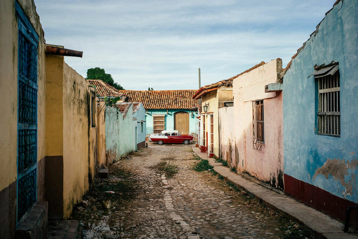 017 trinidad colors street world heritage cuba - La ciudad de Trinidad – Patrimonio Mundial de la UNESCO