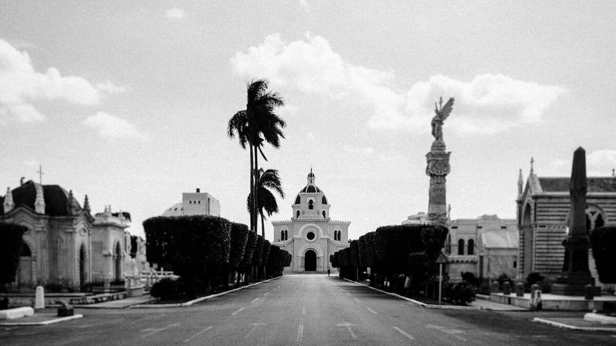 026 havanna kuba oldtimer 1 - Havanna Vedado, Revolution Plaza und der Cementerio Cristobal Colon