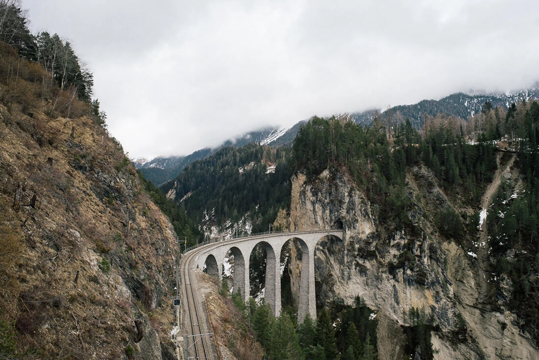 025 schneeschuhwandern lenzerheide landwasserviadukt filisur - Winter Hike in Lenzerheide and Landwasser Viaduct in Filisur
