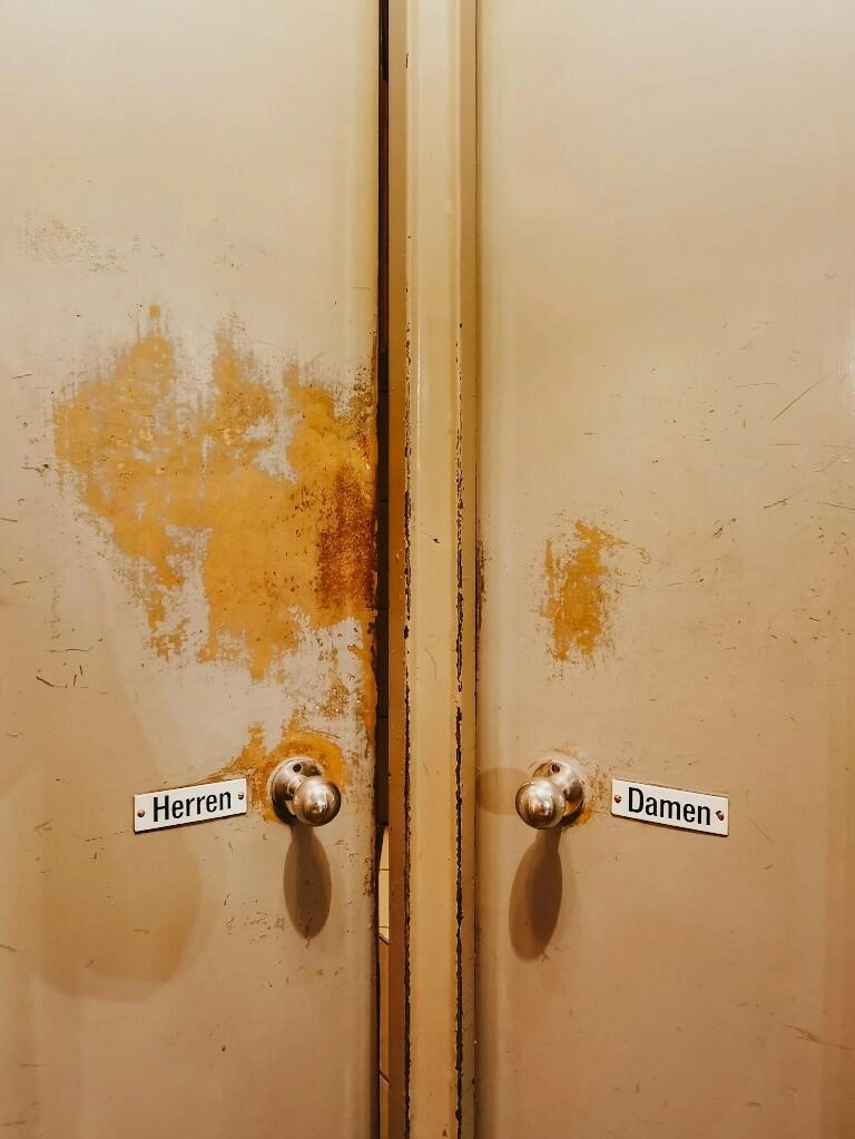 Herren Damen Toilette - Fotos aus meinem Alltag