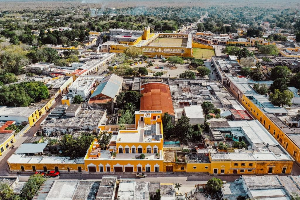 004 mexiko tempel yucatan 1024x682 - Ancient Temples and the Yellow City of Izamal – Yucatán from Above 004 mexiko tempel yucatan 1024x682 - Ancient Temples and the Yellow City of Izamal – Yucatán from Above
