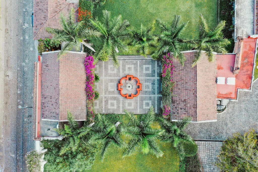 009 antigua historic town guatemala drone 1024x682 - Antigua (Guatemala) – Where History Whispers from Above 009 antigua historic town guatemala drone 1024x682 - Antigua (Guatemala) – Where History Whispers from Above