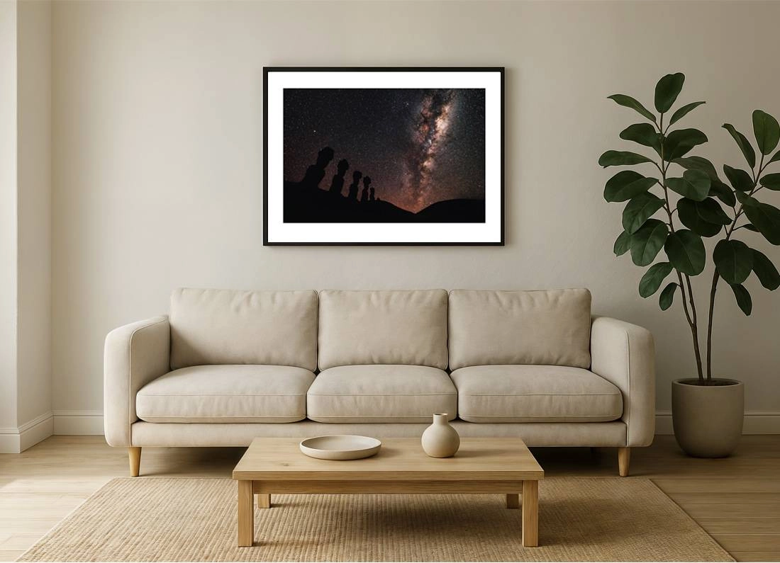 chile i2v 0009 wall - Chile 09 - Silhouettierte Moai-Statuen unter der sich bewegenden Milchstraße auf der Osterinsel