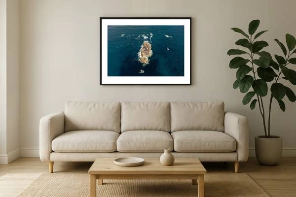 galizien i2v 0006 wall 600x400 - Galizien 05 - Luftaufnahme uralter Felsinseln im tiefblauen Wasser der Nordgalizien-Küste