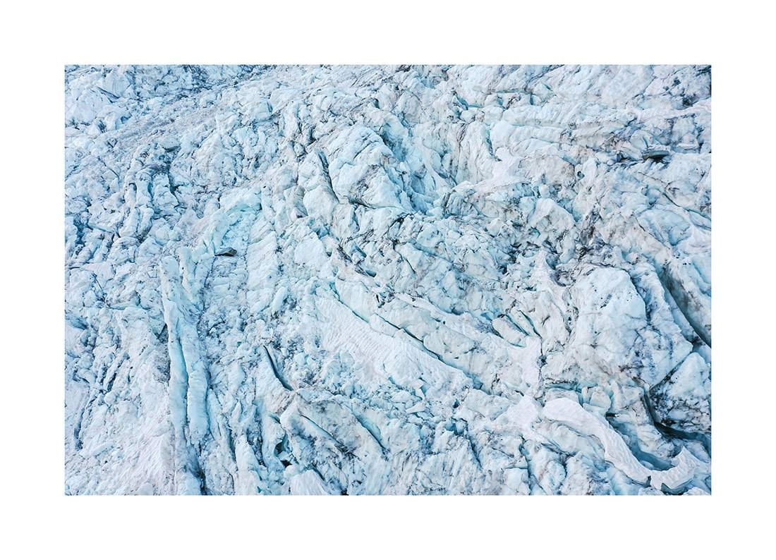 gletscher i2v 0004 web - Gletscher 04 - Luftaufwärtsflug über die uralten Eisformationen des Mont-Blanc-Gletschers