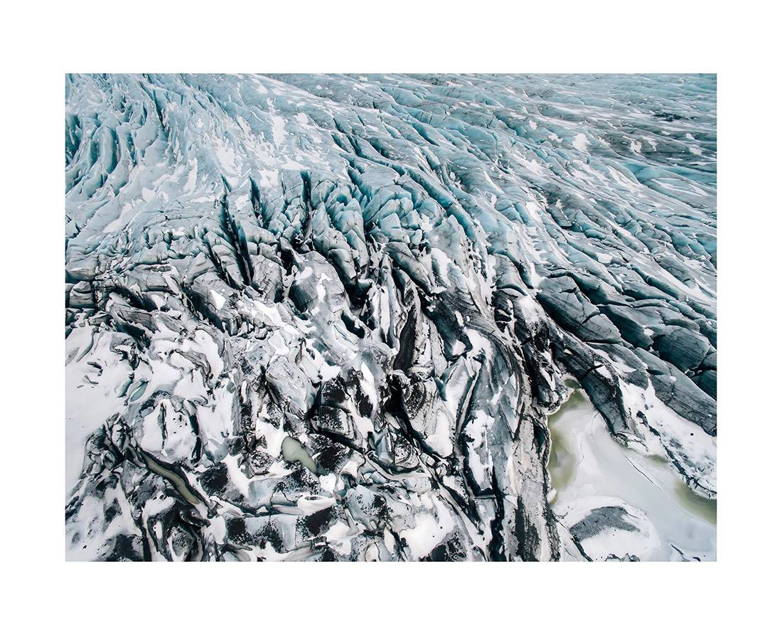 island 0010 web - Island 10 - Luftaufnahme eines uralten isländischen Gletschers