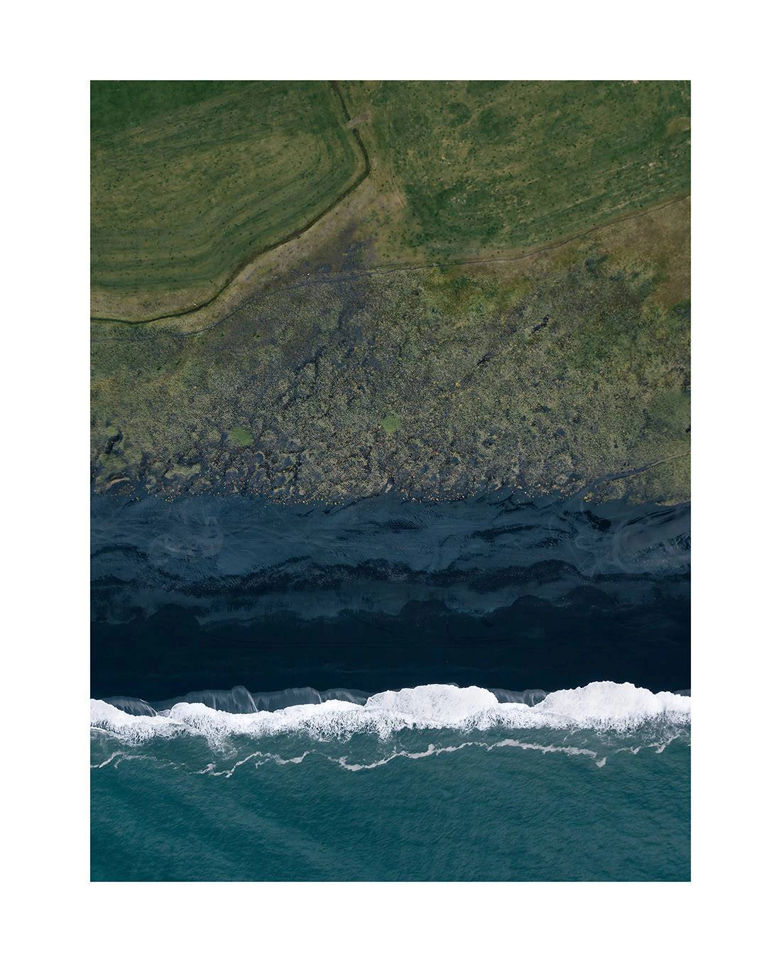 Island 15 - Dramatische Begegnung von schwarzem Sand und Atlantik island 0015 web - Island 15 - Dramatische Begegnung von schwarzem Sand und Atlantik