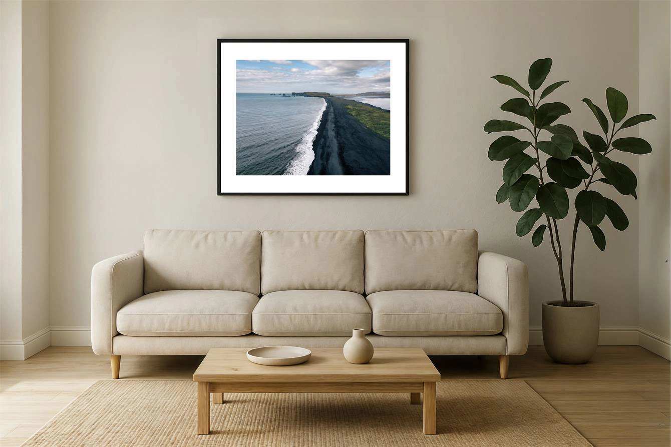 Island 16 - Luftaufnahme der rhythmischen Wellen am schwarzen Strand von Reynisfjara island 0016 wall - Island 16 - Luftaufnahme der rhythmischen Wellen am schwarzen Strand von Reynisfjara